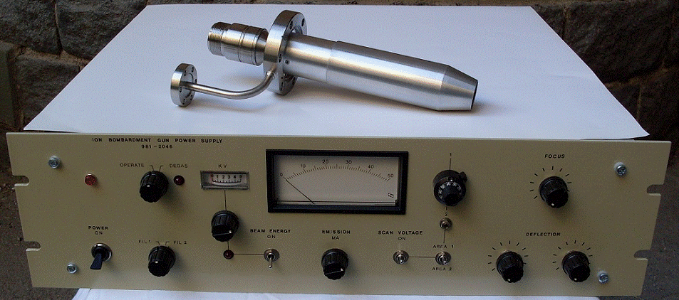 3keV Raster Ion Ion Gun with Novel Gas Injection System